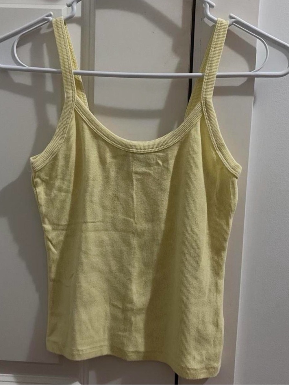 Aritzia Light Yellow Ribbed Tank Top